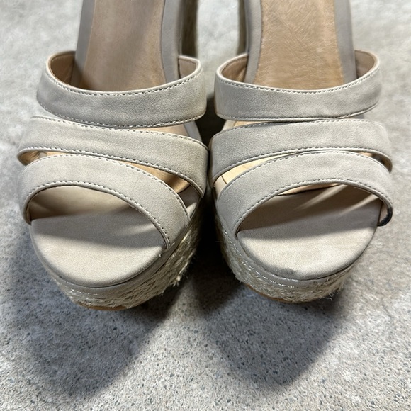 Aldo Servedio Wedges Platforms Sandals Heels Beige Size 6.5 PreOwned - Picture 3 of 7